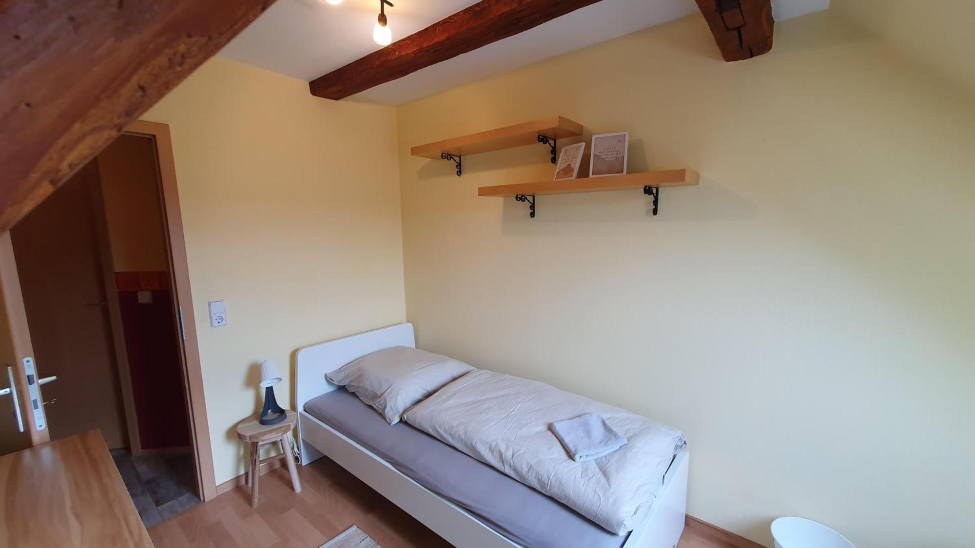 Ferienwohnung Im Gutshof Direkt Gegenueber Dem Schloss, Rhododendronpark Mit Terrasse Und Wlan Kromlau Buitenkant foto